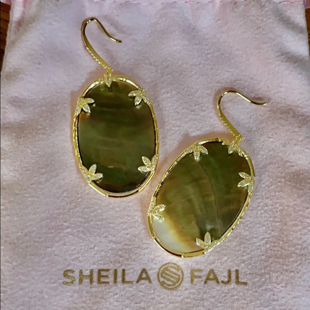 Sheila Fajl Earrings NEW Abalone Shell Gold detail